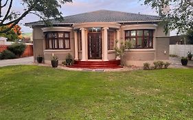 La Maison On 3Rd Guesthouse